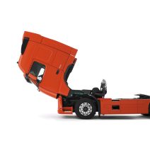 VOLVO CSATLAKOZÓK